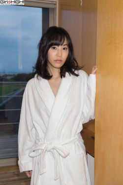 双乳被幺公嗦到爽死小L